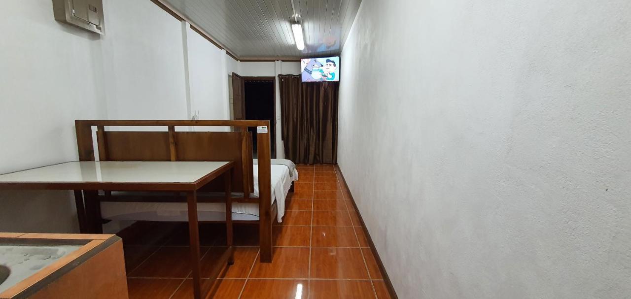 Sleep&Go! Cabinas En Siquirres Centro - Rafting Tour - Tarifa Corporativa Disponible Siqurres Da Alegria Exterior photo